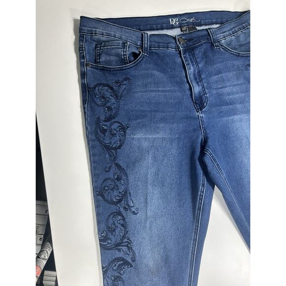 DG2 Diane Gilman Women’s 16W Embroidered Stretch Jeans Y2K Dark Wash Plus Size - Picture 5 of 16